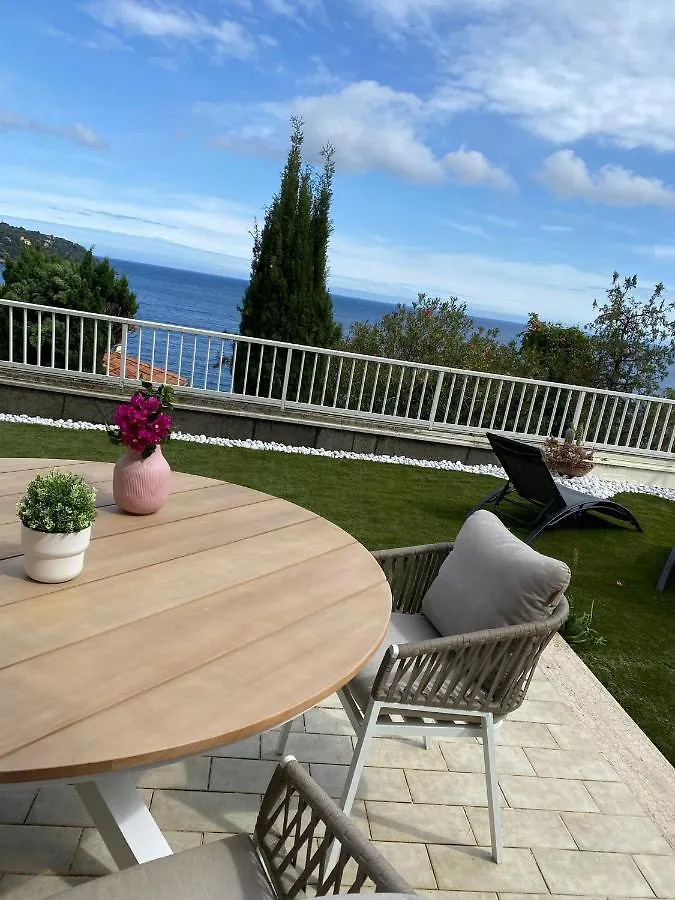 Апартаменты Cap D.Azur Рокебрюн — Кап-Мартен 0*, Рокебрюн — Кап-Мартен Франция