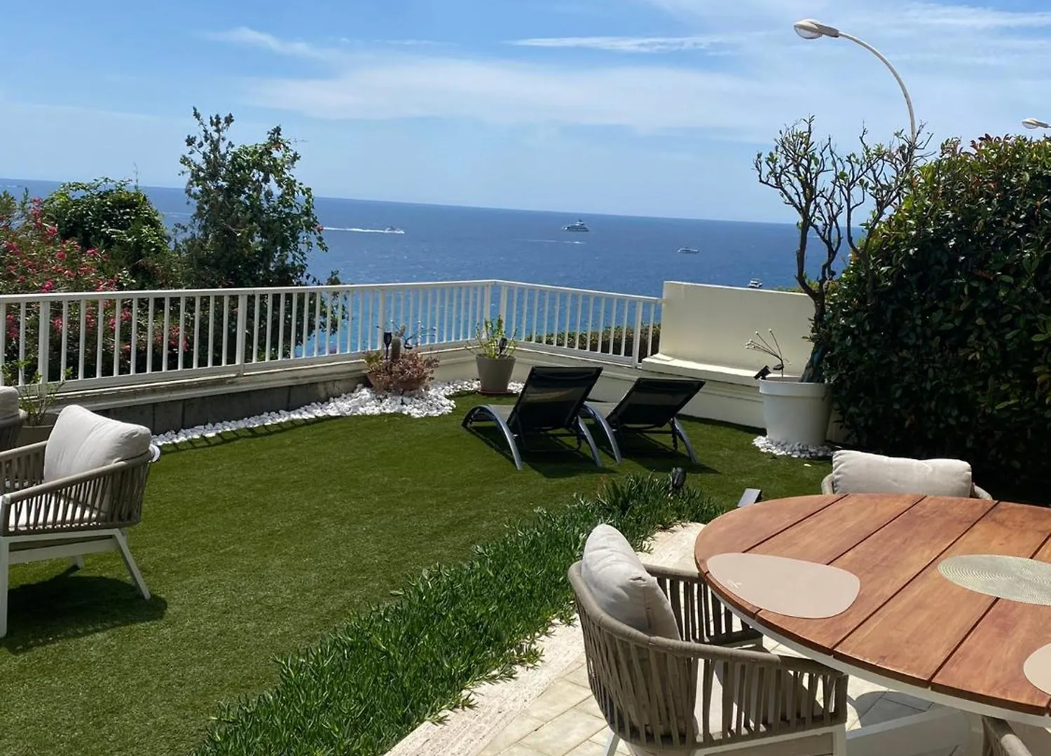 Апартаменты Cap D.Azur Рокебрюн — Кап-Мартен Франция